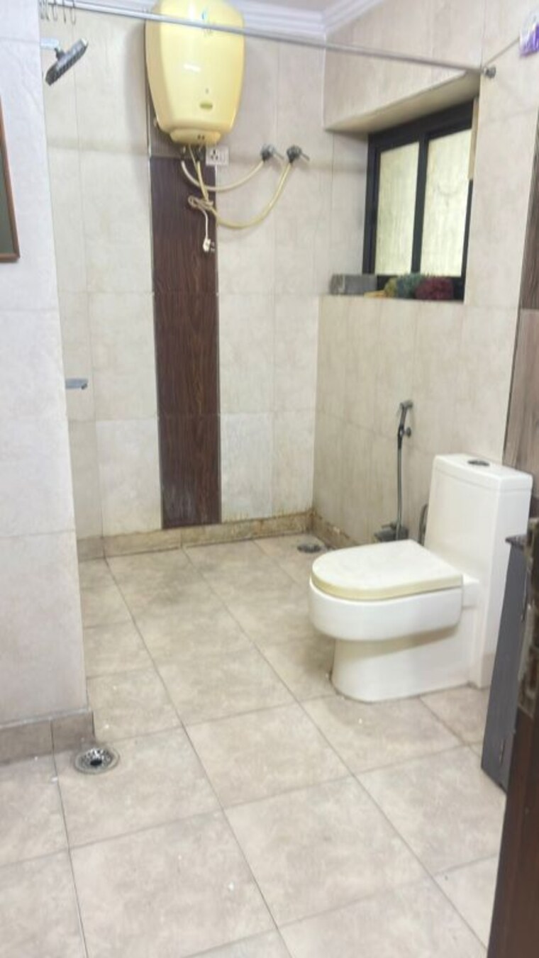 Bathroom, ip extension 2 Bedroom 1150 Sq.Ft. Apartment In Ip Extension Delhi 10575308