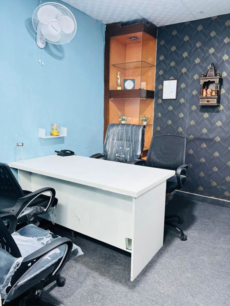 Team Area, sector 2 Commercial Office Space 1500 Sq.Ft. In Sector 2 Noida 10575388