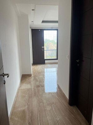 Room in 4 BHK Builder Floor at New Friends Colony – for Sale