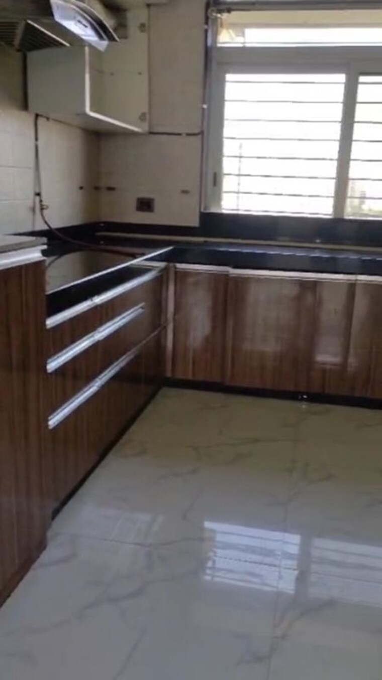 Kitchen, chembur 4 Bedroom 1950 Sq.Ft. Apartment In Chembur Mumbai 10575396