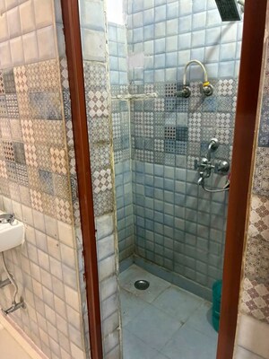 Bathroom in 2 BHK Builder Floor at Naraina – for Rent