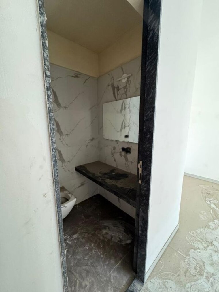 Bathroom, regency-astra 2 Bedroom 1131 Sq.Ft. Apartment In Baner Pune 10575442