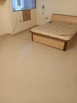 Room in 3 BHK Apartment at Magarpatta Trillium, Hadapsar – for Rent
