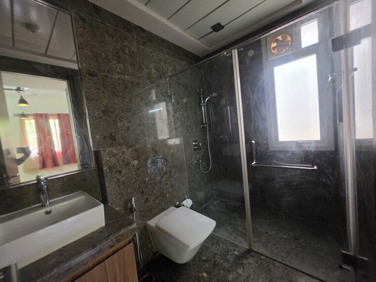 Bathroom, prestige-white-meadows 4 Bedroom 4021 Sq.Ft. Apartment In Whitefield Bangalore 10575381