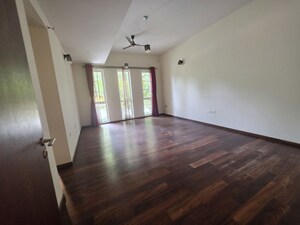 Room in 4 BHK Apartment at Prestige White Meadows, Whitefield – for Sale