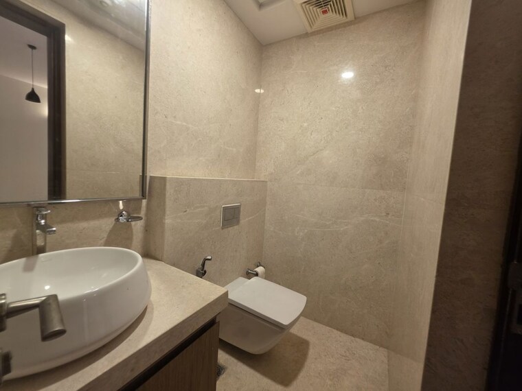 Bathroom, prestige-white-meadows 4 Bedroom 4021 Sq.Ft. Apartment In Whitefield Bangalore 10575381