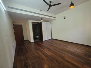 Room in 4 BHK Apartment at Prestige White Meadows, Whitefield – for Sale