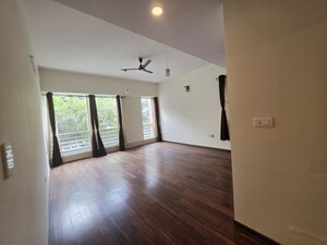 Room in 4 BHK Apartment at Prestige White Meadows, Whitefield – for Sale
