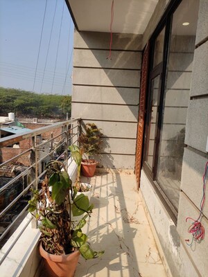 Balcony in 2 BHK Builder Floor at Saket – for Rent