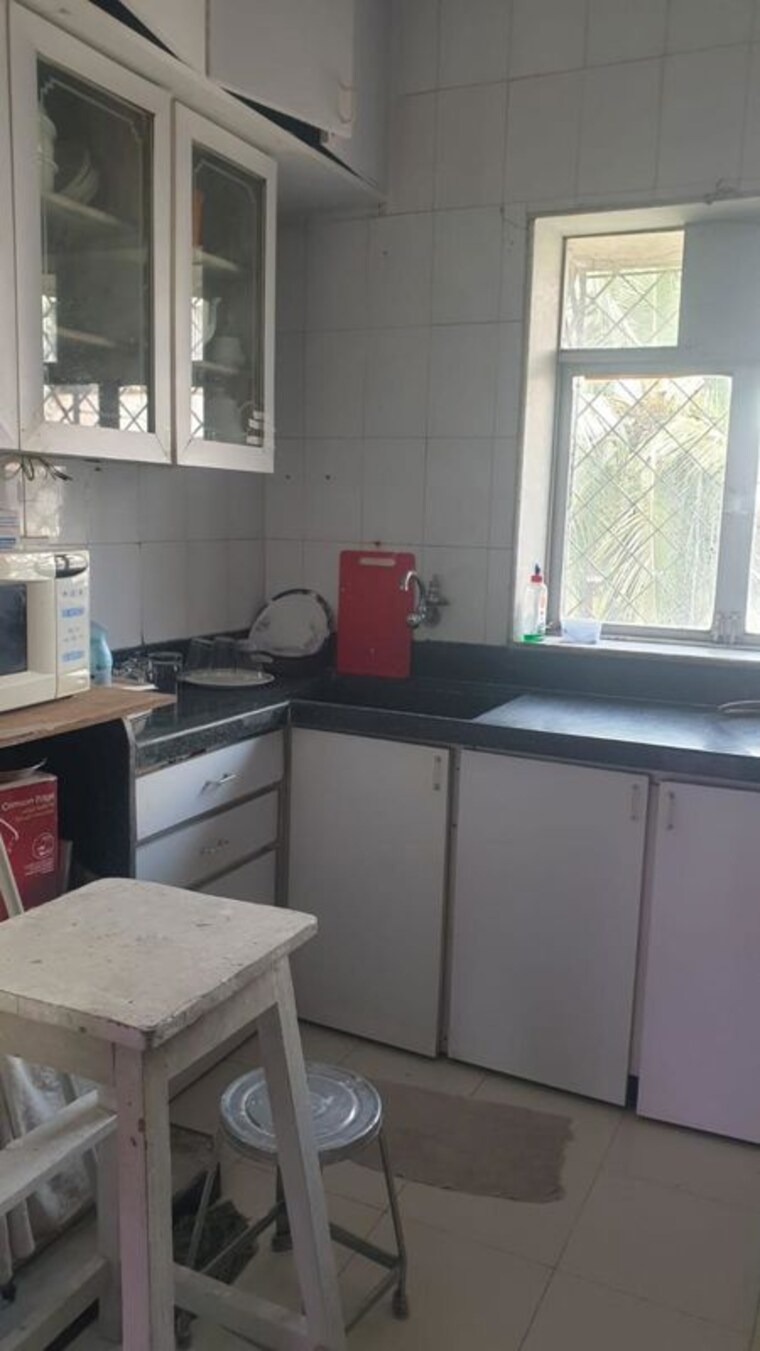 Kitchen, mukta-apartment-10th-main 2 Bedroom 800 Sq.Ft. Apartment In Khar West Mumbai 10575481