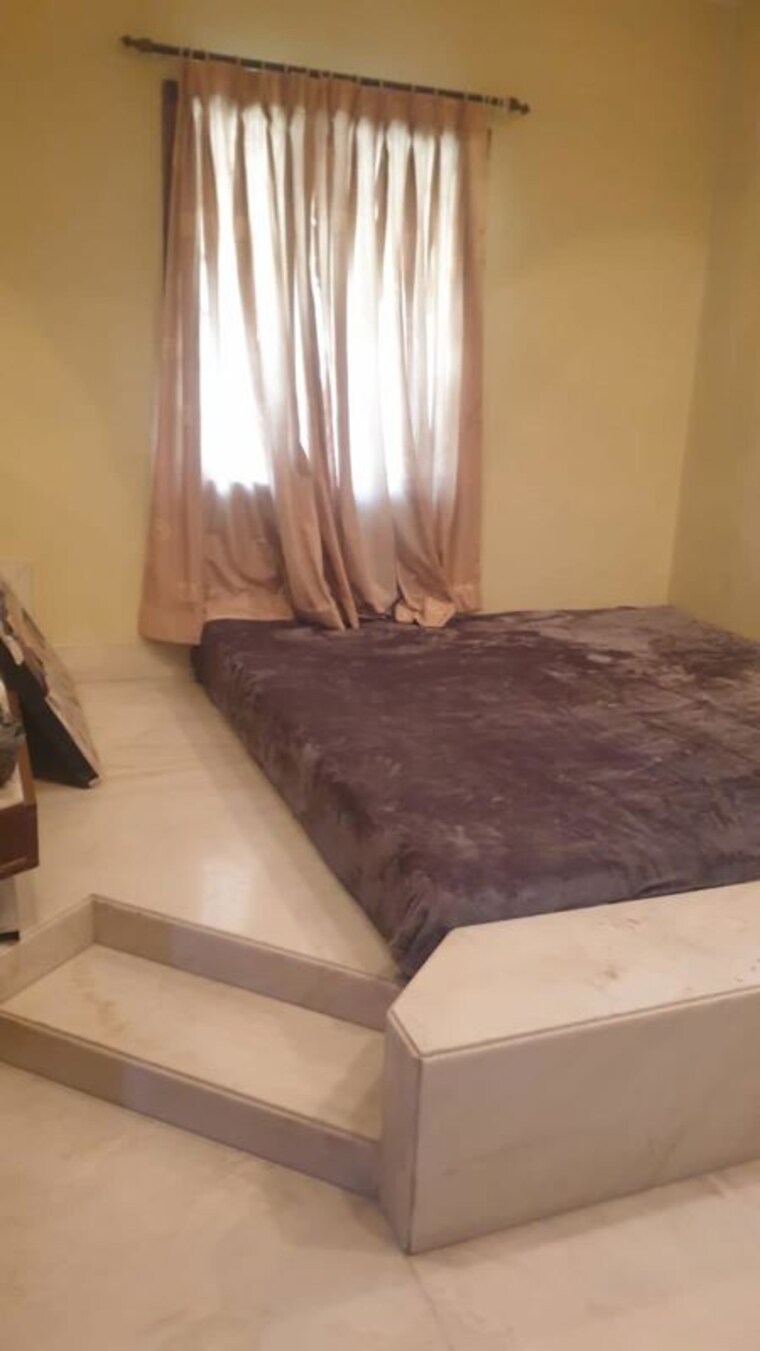 Bedroom, mukta-apartment-10th-main 2 Bedroom 800 Sq.Ft. Apartment In Khar West Mumbai 10575481