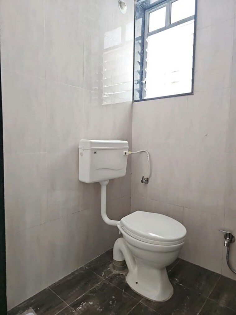 Bathroom, voski-emerald 2 Bedroom 905 Sq.Ft. Apartment In Kharadi Pune 10573096