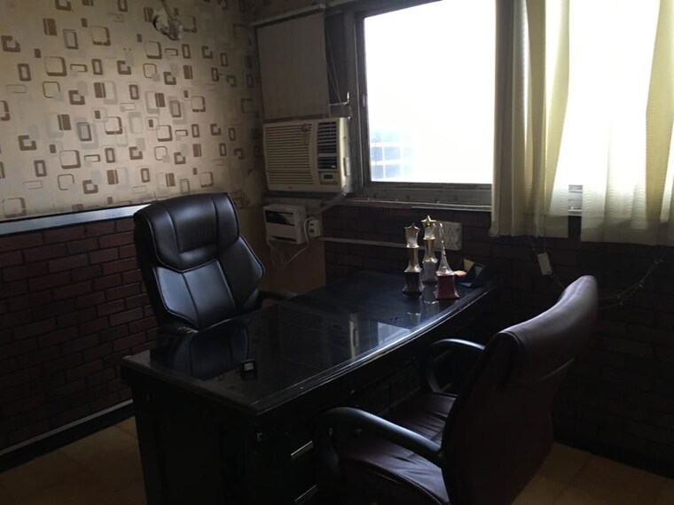 Kitchen, sector 10 Commercial Office Space 250 Sq.Ft. In Sector 10 Noida 10575489