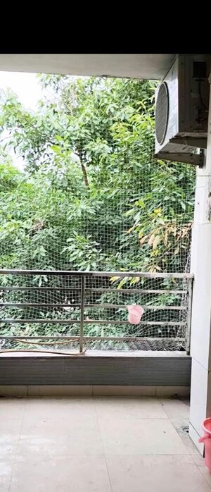 2 BHK Builder Floor For Rent in Naraina