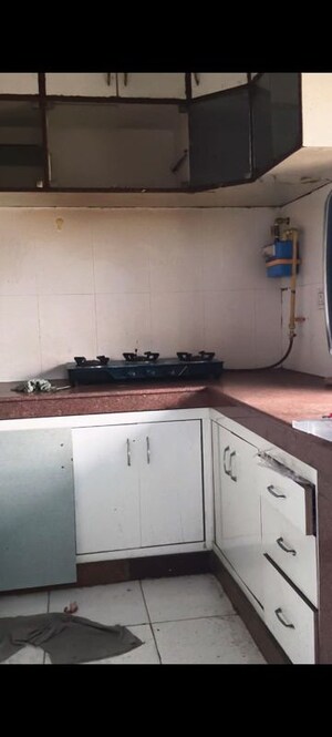 Kitchen in 2 BHK Builder Floor at Naraina – for Rent