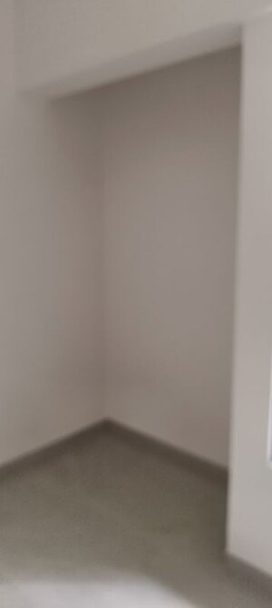 Furnished Amenities in 1 BHK Apartment at Piramal Vaikunth, Balkum Pada – for Rent