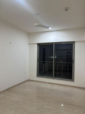 Room in 4 BHK Apartment at Lodha Bellagio, Powai – for Rent