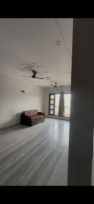 Common Area in 1 BHK Builder Floor at Aerocity – for Rent