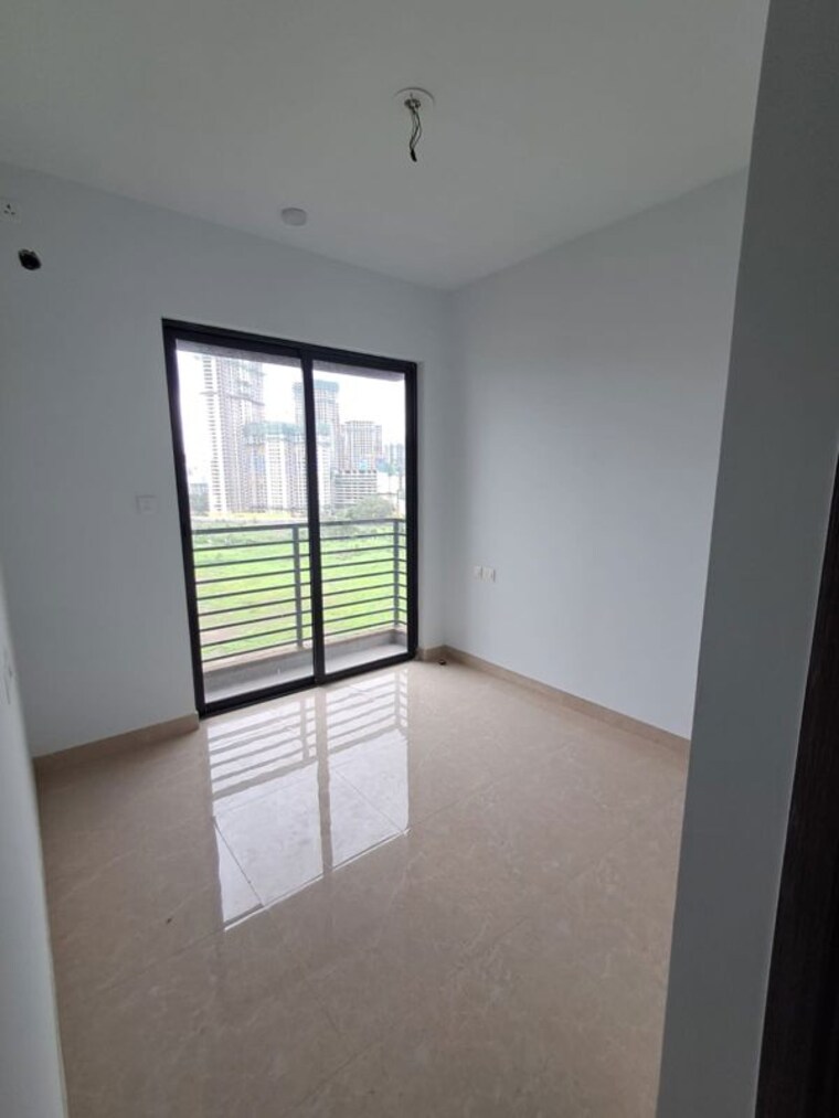Room, risland-the-icon-phase-3 2 Bedroom 677 Sq.Mt. Apartment In Dhokali Thane 10575522