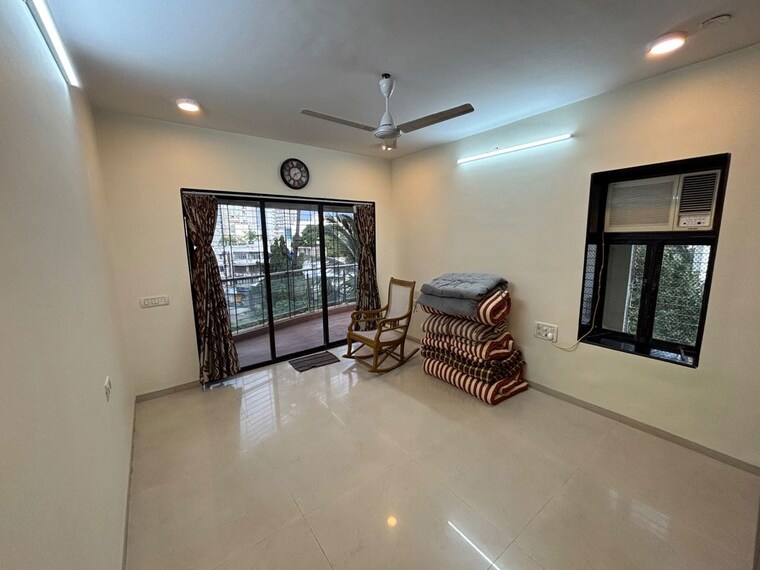Living Room, dheeraj-plaza 2 Bedroom 1100 Sq.Ft. Apartment In Bandra West Mumbai 10575527