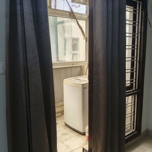 Building Lobby in 3 BHK Builder Floor at Sector 57 – for Rent