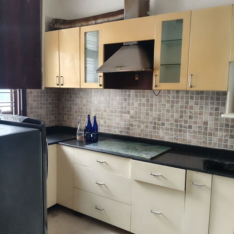 Kitchen, sector 57 3 Bedroom 240 Sq.Yd. Builder Floor In Sector 57 Gurgaon 10575530