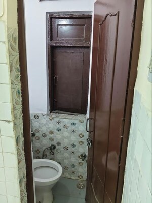 Bathroom in 2 BHK Builder Floor at Naraina – for Rent