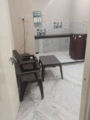 Team Area in 1 BHK Builder Floor at Sector 40 – for Rent