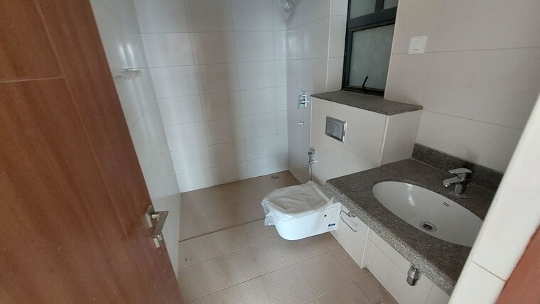 Bathroom, sector 21 3 Bedroom 1550 Sq.Ft. Builder Floor In Sector 21 Gurgaon 10575582