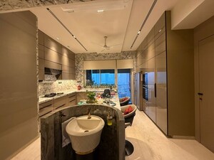 Team Area in 5 BHK Penthouse at Pali Hill – for Sale
