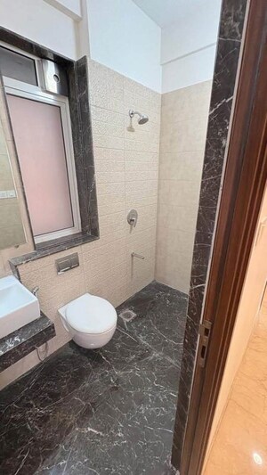 Bathroom in 5 BHK Penthouse at Pali Hill – for Sale