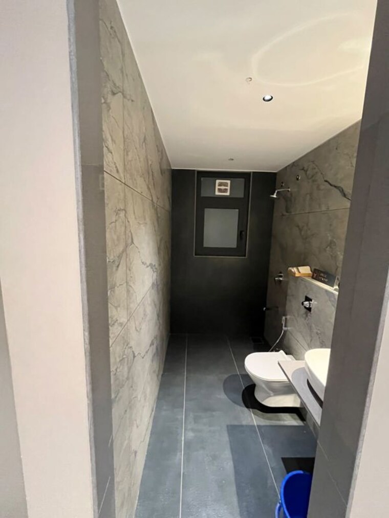 Bathroom, austin-yana 4 Bedroom 1600 Sq.Ft. Apartment In Tathawade Pune 10575568