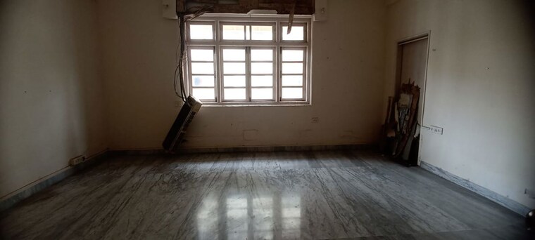 Room, churchgate 3 Bedroom 2300 Sq.Ft. Apartment In Churchgate Mumbai 10575573