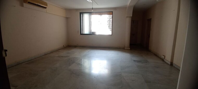 Room, churchgate 3 Bedroom 2300 Sq.Ft. Apartment In Churchgate Mumbai 10575573