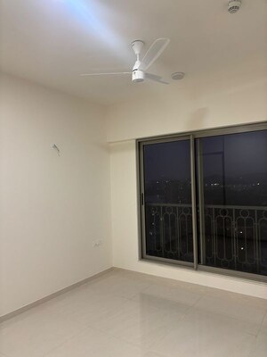 Room in 4 BHK Apartment at Lodha Bellagio, Powai – for Rent