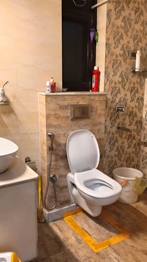 Bathroom in 1 RK Independent House at Sector 21 – for Rent