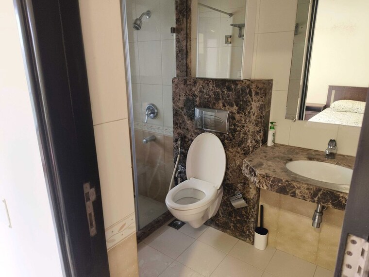 Bathroom, aristo-pearl-residency 3 Bedroom 1234 Sq.Ft. Apartment In Prabhadevi Mumbai 10575641