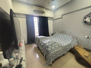 Bedroom in 2 BHK Apartment at Kumar Kruti, Kalyani Nagar – for Rent