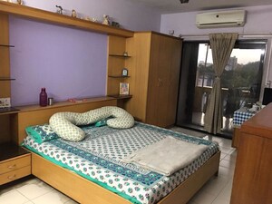 Bedroom in 2 BHK Apartment at Silver Oak, Kalyani Nagar – for Rent