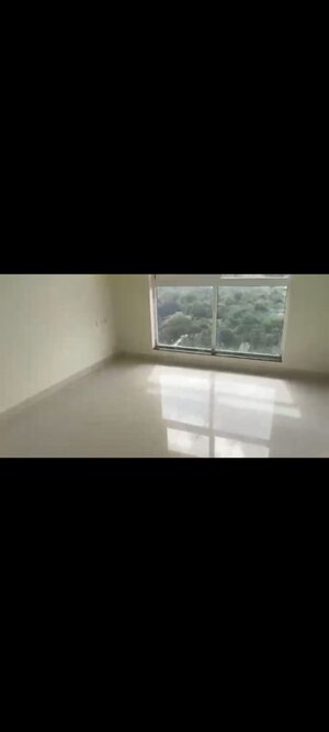 Room in 3 BHK Penthouse at Sheth Avante, Kanjurmarg West – for Rent
