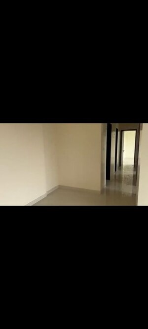 Room in 3 BHK Penthouse at Sheth Avante, Kanjurmarg West – for Rent