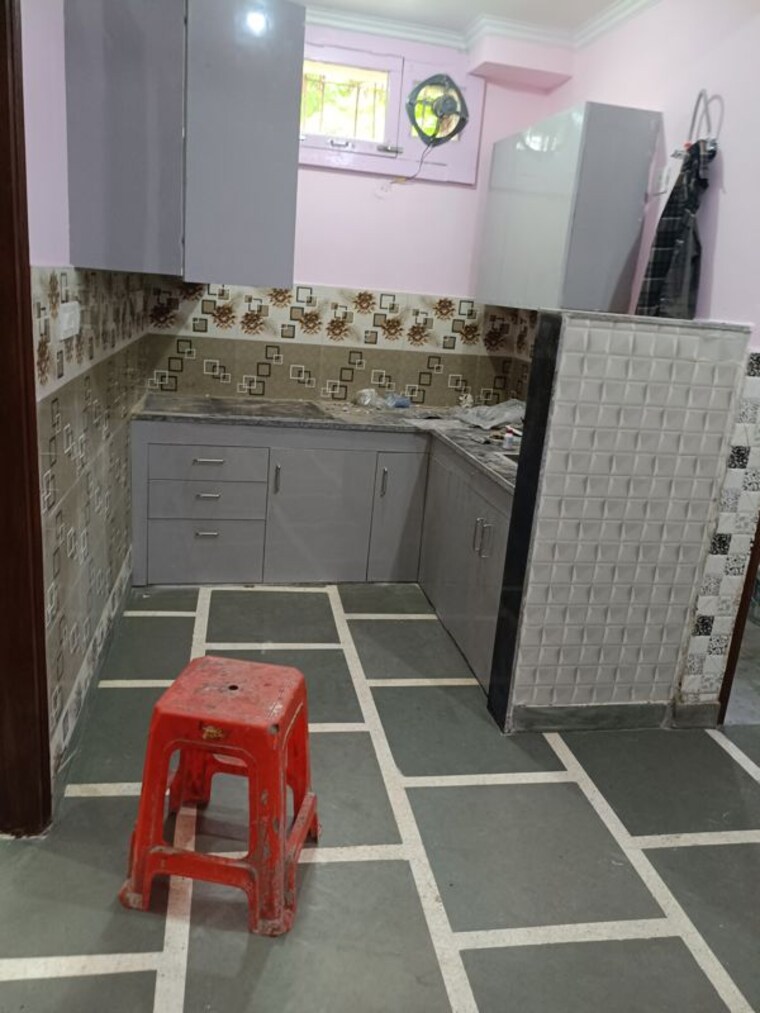 Team Area, maharani bagh 2 Bedroom 800 Sq.Ft. Builder Floor In Maharani Bagh Delhi 10575640