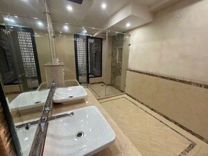 Team Area in 3 BHK Builder Floor at Palam Vihar Residents Association, Palam Vihar – for Rent