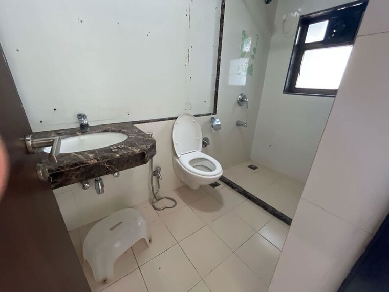 Bathroom, prabhadevi-chs 3 Bedroom 1340 Sq.Ft. Apartment In Prabhadevi Mumbai 10575715