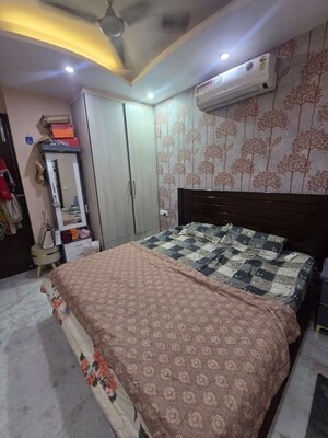 Bedroom in 3 BHK Builder Floor at Naraina – for Rent