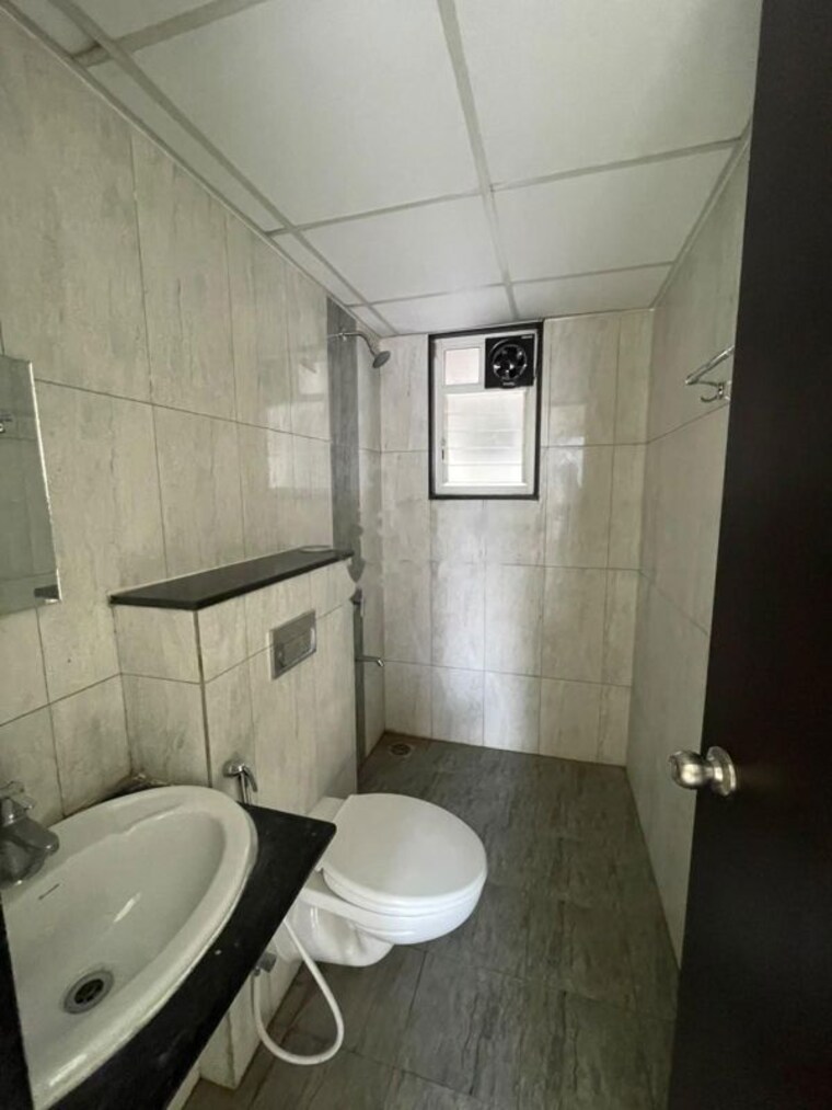 Bathroom, kohinoor-sportsville 1 Bedroom 585 Sq.Ft. Apartment In Hinjewadi Pune 10575743