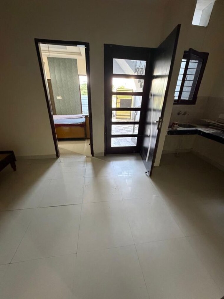 Room, kharar mohali road 3 Bedroom 80 Sq.Mt. Villa In Kharar Mohali Road Kharar 10575745