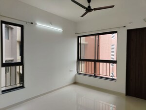 Room in 3 BHK Apartment at Shapoorji Pallonji Joyville Hinjewadi, Hinjewadi – for Rent