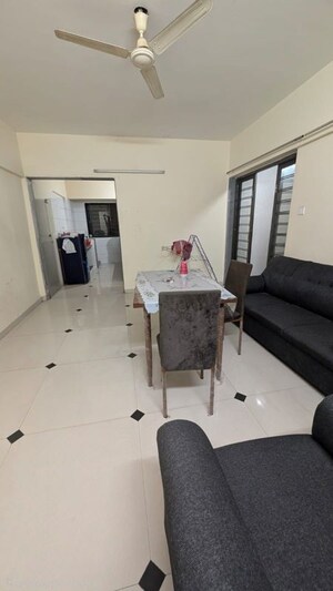Team Area in 2 BHK Apartment at Camelot Society, Viman Nagar – for Rent
