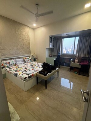 Team Area in 3 BHK Apartment at Aristo Pearl Residency, Prabhadevi – for Sale